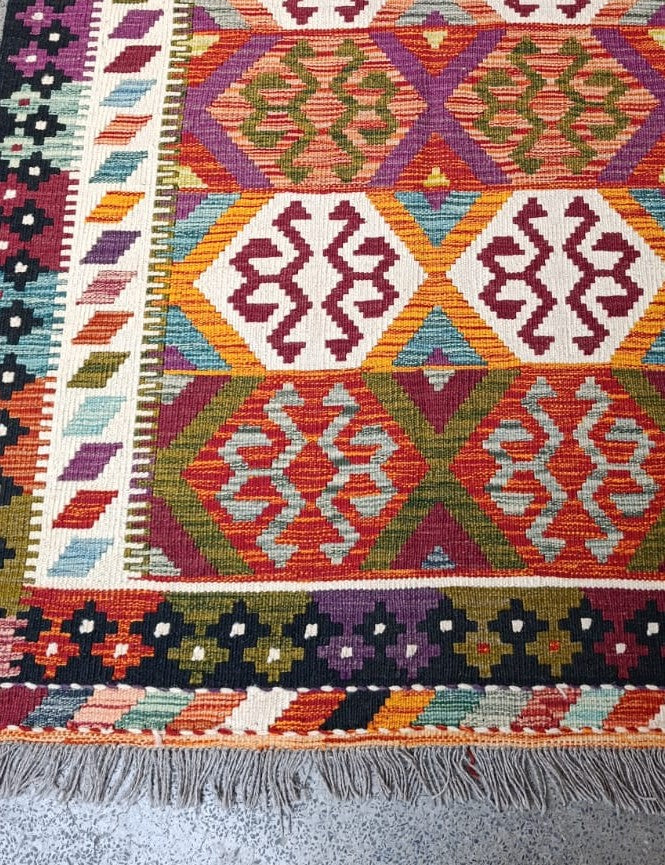 Classic Multi-Color Tribal Pattern Rugs